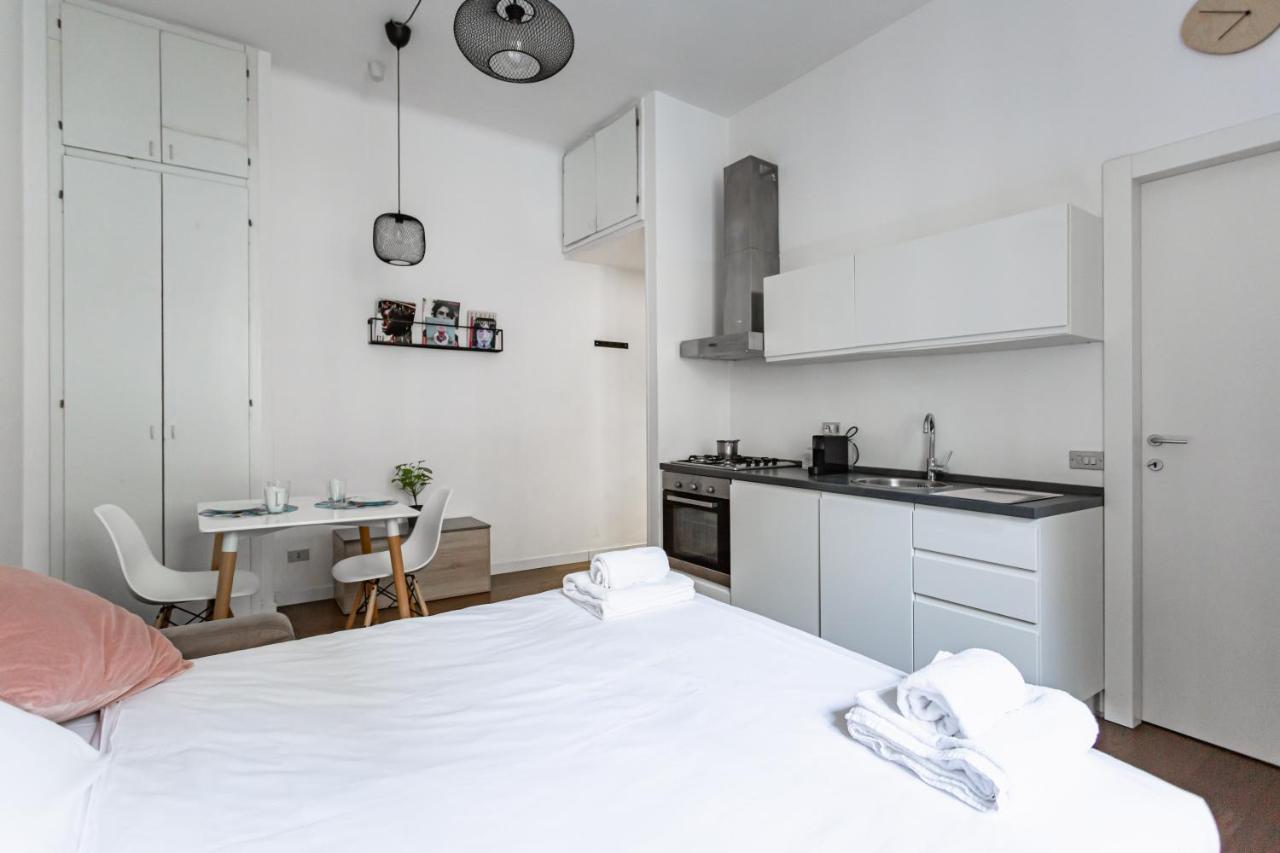 Isola Cozy Studio - M3 Maciachini & Zara Underground Apartment Милано Екстериор снимка